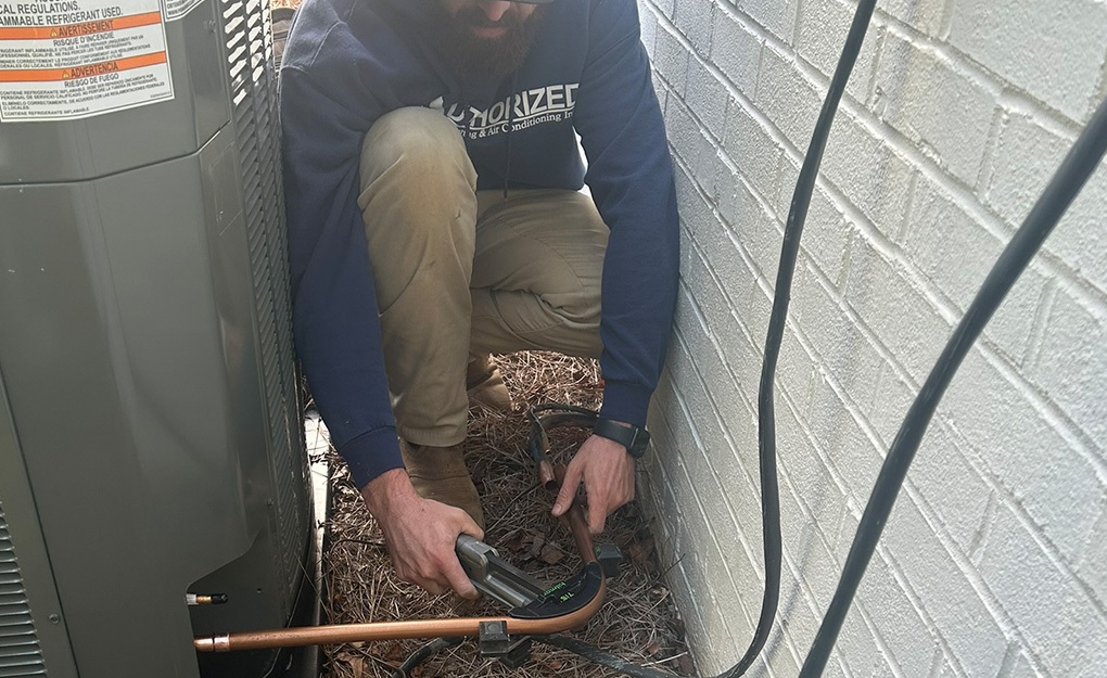 tech checking pipe